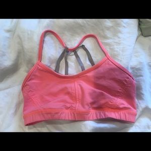 Lululemon adjustable sports bra size 6